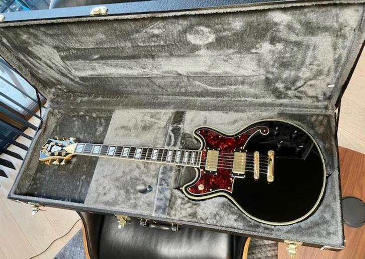 d'angelico deluxe brighton solid black, Muziek en Instrumenten, Snaarinstrumenten | Gitaren | Elektrisch, Zo goed als nieuw, Solid body