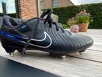 Voetbalschoenen Nike tiempo maat 42, Sport en Fitness, Ophalen, Zo goed als nieuw, Schoenen