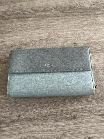 Portemonnee  beschikbaar voor biedingen