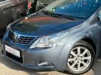 TOYOTA AVENSIS 2.0I 152PK |DIGITALE AIRCO | CRUISE CONTROL|, Auto's, Avensis, Zwart, 4 cilinders, Leder