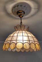 Authentieke vintage Capiz hanglamp (nr. 2), Huis en Inrichting, Overige materialen, Ophalen of Verzenden, Zo goed als nieuw