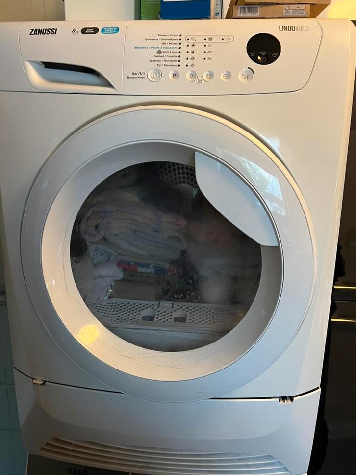 Gratis warmtepomp droogkast die niet perfect meer werkt, Electroménager, Sèche-linge, Utilisé, À condensation, Chargeur frontal