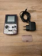 Nintendo gameboy color + adapter, Games en Spelcomputers, Games | Nintendo Game Boy, Zo goed als nieuw, Ophalen