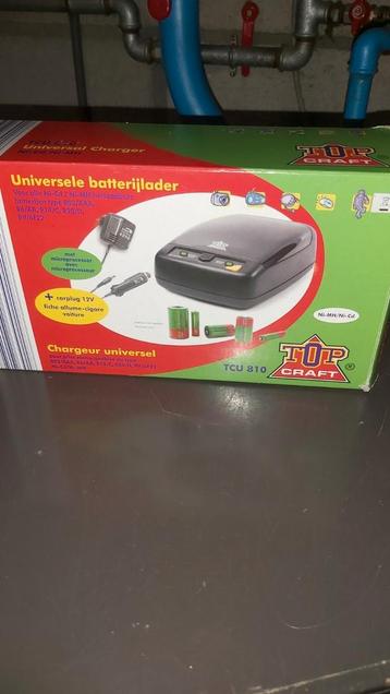 Universele batterijlader topcraft beschikbaar voor biedingen