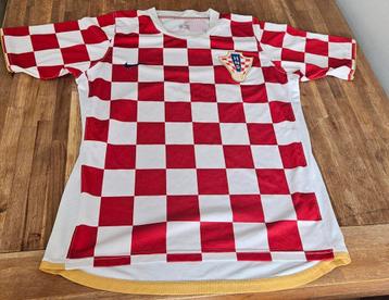 Voetbalshirt Kroatië  beschikbaar voor biedingen