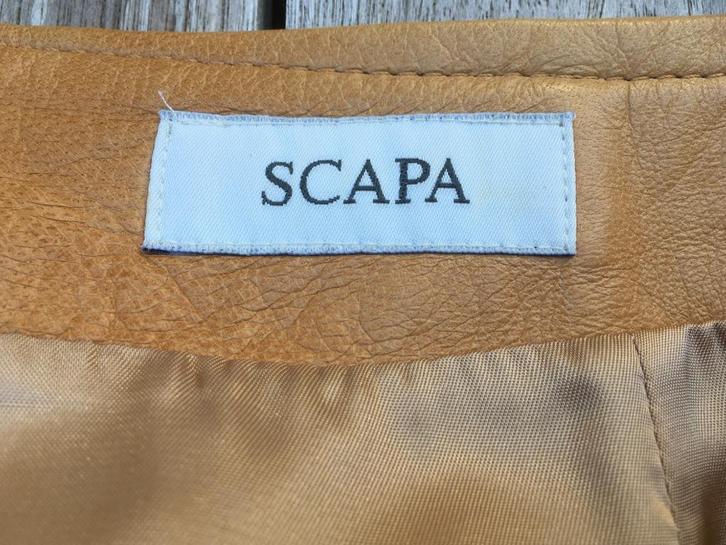 Scapa camel lederen rok - exclusief model - 40, Kleding | Dames, Rokken, Zo goed als nieuw, Maat 38/40 (M), Beige, Knielengte