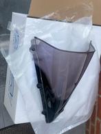 Verhoogd windscherm Yamaha R1 van MRA in doos