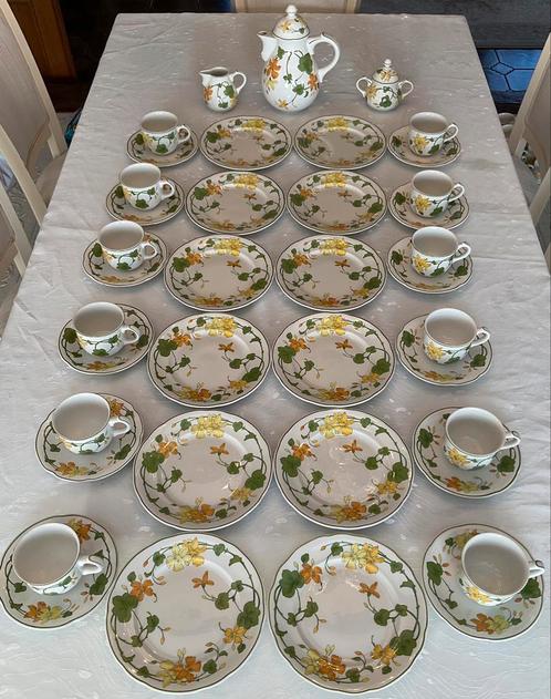 Villeroy Boch Géranium 39 pièces, Antiek en Kunst, Antiek | Servies compleet, Ophalen