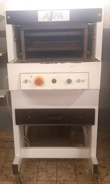 Brood snijmachine Alfa beschikbaar voor biedingen