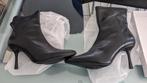 Zwarte enkellaarzen met hakken bijna nieuw maat 41 * dames, Ideal shoes, Zwart, Lage of Enkellaarzen, Ophalen of Verzenden