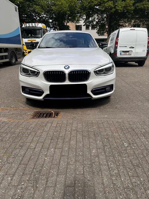 BMW 118i tekoop parrel wit AUTOMAAT, Auto's, BMW, Particulier, Alarm, Bochtverlichting, Boordcomputer, Centrale vergrendeling