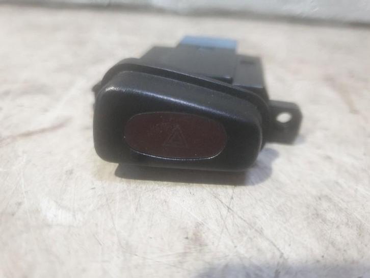 ALARMLICHTEN SCHAKELAAR Mazda Xedos 6 (01-1992/01-1999), Auto-onderdelen, Dashboard en Schakelaars, Mazda, Gebruikt