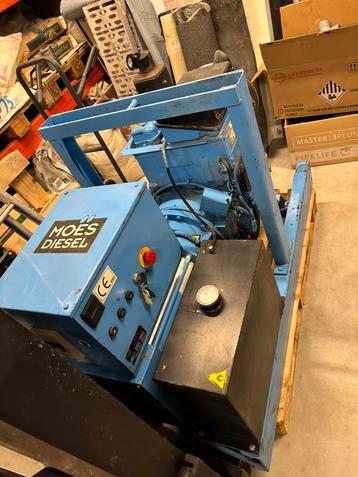 Generator moës diesel, Doe-het-zelf en Bouw, Aggregaten, Ophalen, Gebruikt, Elektrisch startend, Dieselolie