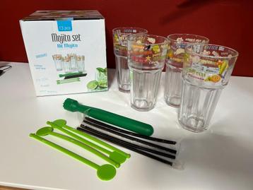 Mojito set (13 stuks): 4 glazen, shakers, rietjes en stamper beschikbaar voor biedingen