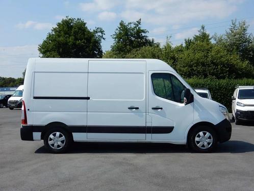 Nissan NV400 2.3dci L2H2 136pk eerste eigenaar (bj 2020), Auto's, Bestelwagens en Lichte vracht, Bedrijf, Te koop, ABS, Airbags