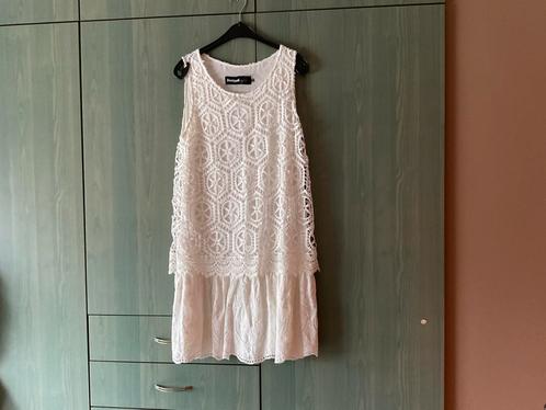 2 zomerkleedjes aan 10 eu per stuk, Kleding | Dames, Jurken, Zo goed als nieuw, Maat 42/44 (L), Wit, Verzenden