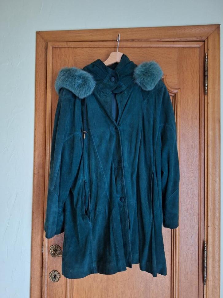 superbe veste évasée à capuche - tons verts - taille 40, Kleding | Dames, Jassen | Winter, Gedragen, Maat 38/40 (M), Groen, Ophalen of Verzenden