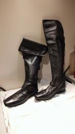 EXIT hoge laarzen of steltlopers, Ophalen, Gedragen, Hoge laarzen