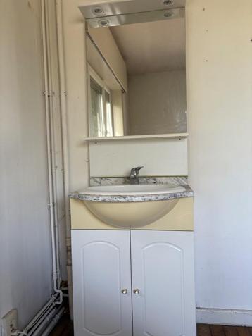 Badkamermeubel incl wasbak,spots,spiegel beschikbaar voor biedingen