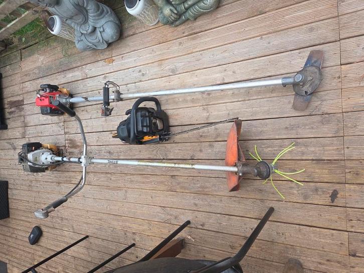 Tronçonneuse et Débroussailleuse, Jardin & Terrasse, Débroussailleuses, Comme neuf, Enlèvement
