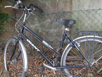 damesfiets voor opmaak licht prulwerk aan beschikbaar voor biedingen