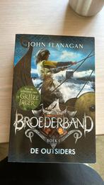 John Flanagan - De outsiders, Ophalen, John Flanagan, Zo goed als nieuw, Fictie