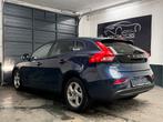 Volvo V40 D2 Powershift Automaat Kinetic 190.000 KM 2014, Auto's, Stof, Zwart, 4 cilinders, Parkeersensor