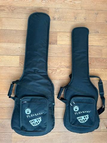 Fleabass svortscale ‘32 gigbag, Muziek en Instrumenten, Ophalen, Gebruikt, Elektrische basgitaar