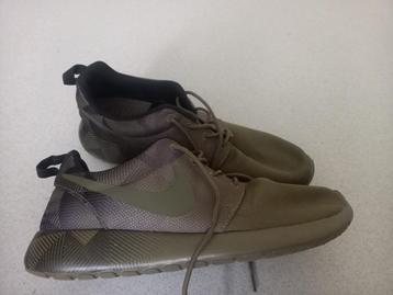 Nike Roshe One (édition limitée) NOUVELLE taille 42.5