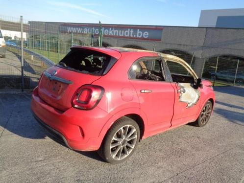 Personnalisation de la Fiat 500X 2016 avec différents accessoires