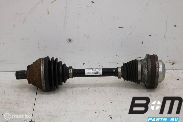 Aandrijfas linksvoor VW Golf 7 5Q0407271AQ, Auto-onderdelen, Remmen en Aandrijving, Gebruikt