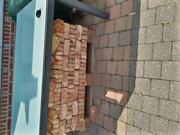 Gevelsteen beschikbaar voor biedingen