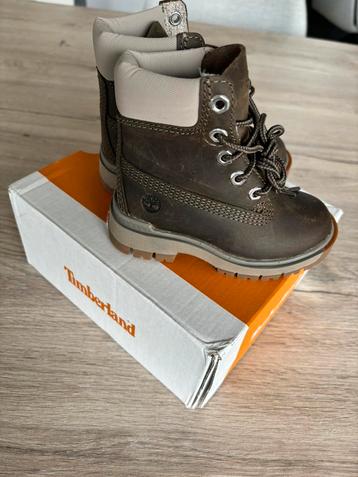 Bottes NEW Timberland taille 22 