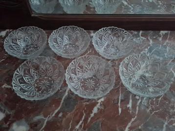 Petits bols / coupelles en verre motif ananas beschikbaar voor biedingen