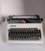 Typemachine Erika Model 42. AZERTY. Jaartal 1972., Hobby en Vrije tijd, Cursusmateriaal, Gebruikt, Ophalen of Verzenden, Taal en Studie