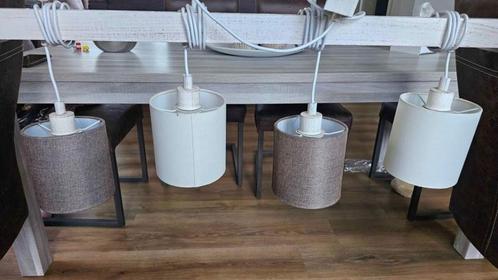 Superbe lustre bois patiné de chez Décorama, Huis en Inrichting, Lampen | Kroonluchters, Zo goed als nieuw, Hout, Metaal, Stof