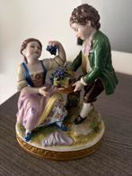 Porselein beeldje, Antiek en Kunst, Antiek | Porselein, Ophalen of Verzenden