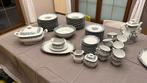 Service de table en porcelaine 70 pièces, Antiquités & Art, Enlèvement