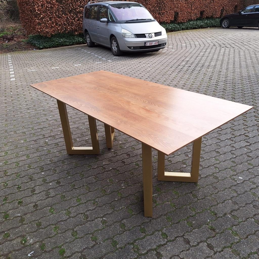 PLUSIEUR TABLES À VENDRE, Neuf, 150 à 200 cm, Enlèvement ou Envoi, 50 à 100 cm