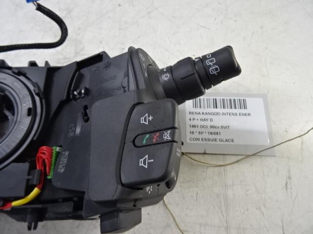 COMMODO ESSUIE-GLACE Renault Kangoo / Grand Kangoo (KW), Autos : Pièces & Accessoires, Renault, Mevr. I. Hauben, Utilisé, Rue de l'Espoir 34 34
4030  GRIVEGNÉE, BE