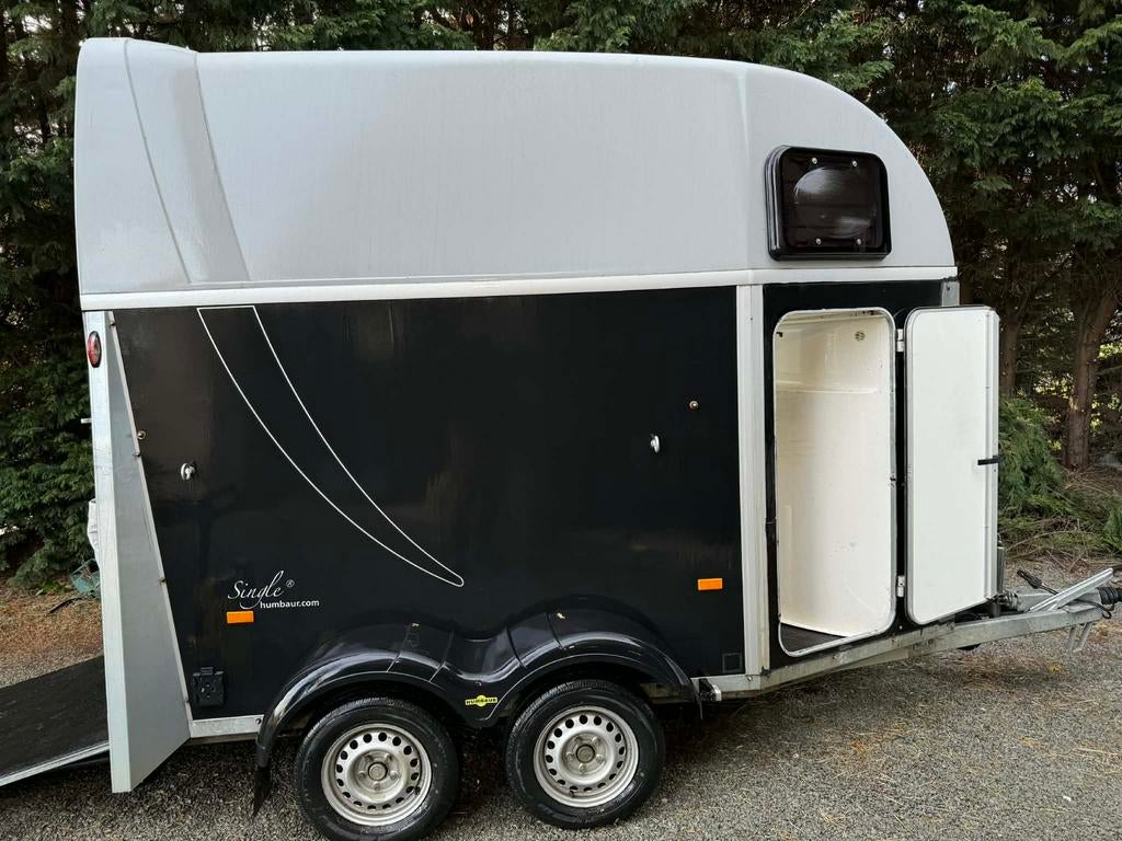 Humbaur single 1,5 paard trailer, Dieren en Toebehoren, Ophalen, Zo goed als nieuw, Aluminium