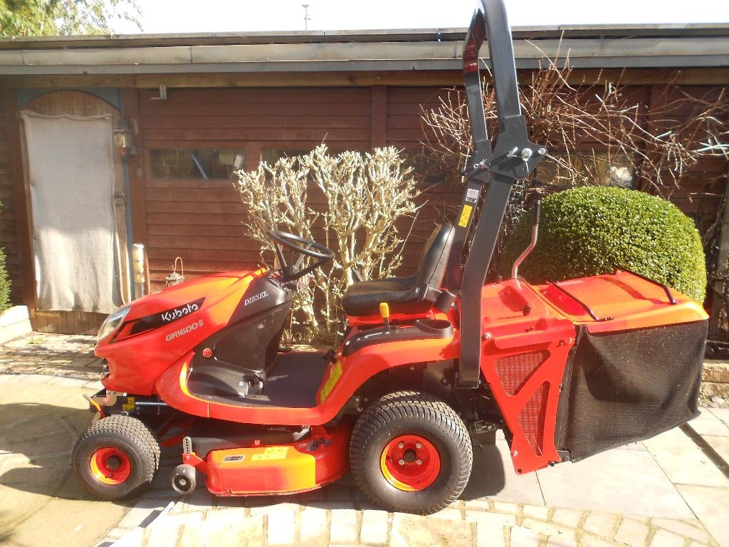 zitmaaier Kubota GR1600EU-3 nieuw model 101 draaiuren, Tuin en Terras, Zitmaaiers, Nieuw, 90 tot 120 cm, Elektrische starter, Mulchfunctie
