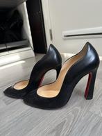 C. louboutin damespumps, Vêtements | Femmes, Chaussures, Enlèvement, Comme neuf, Noir, Escarpins