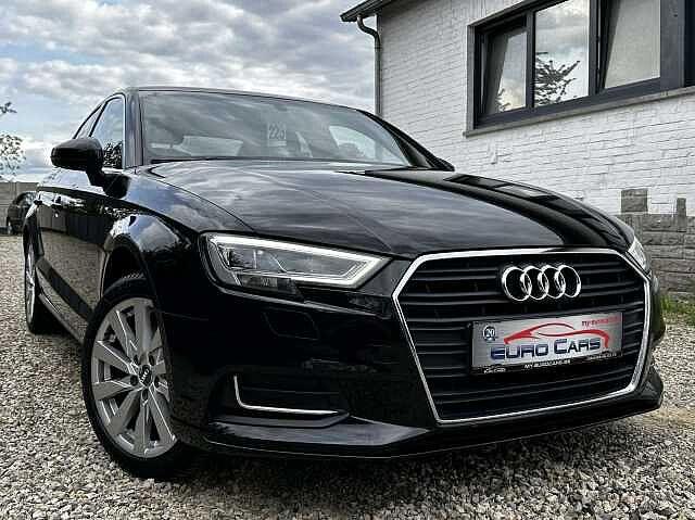 Audi A3 1.4 TFSI c.o.d. ultra Design FULL LED/SEMI, 1395 cm³, Achat, Entreprise, Boîte manuelle