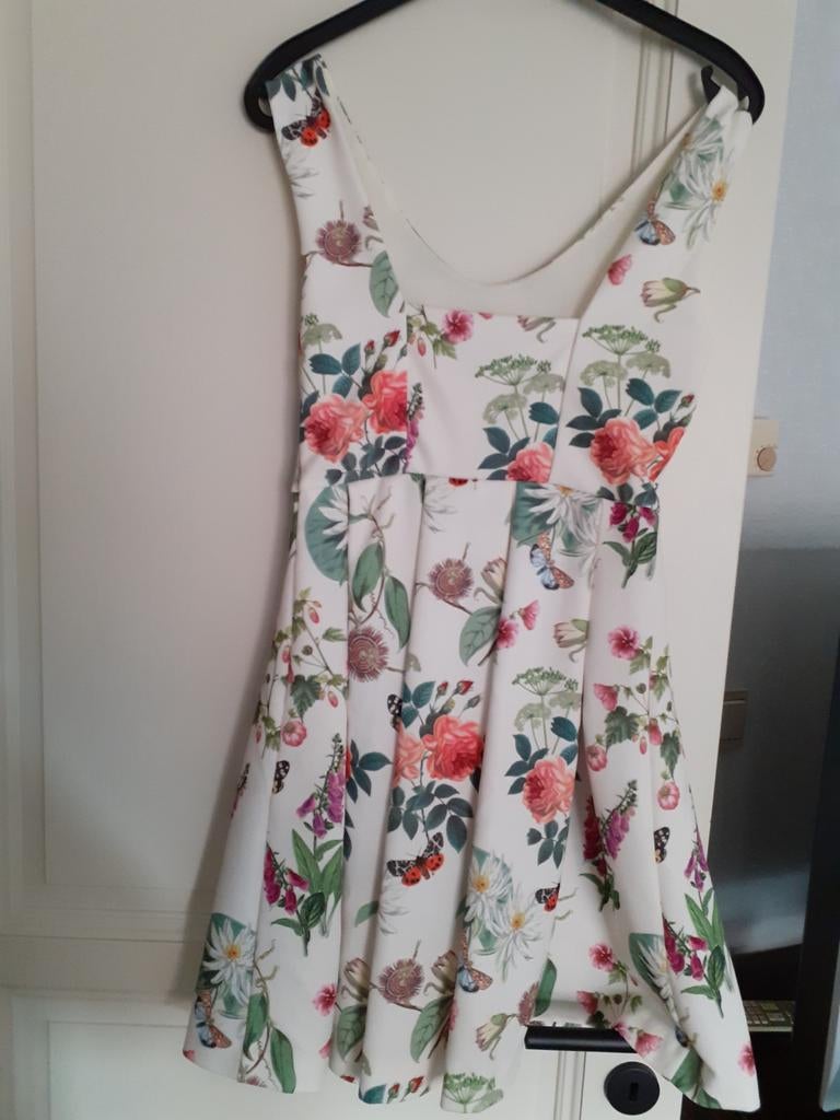 Kleedjes bijna niet gedragen, Ophalen, Maat 36 (S), Blauw