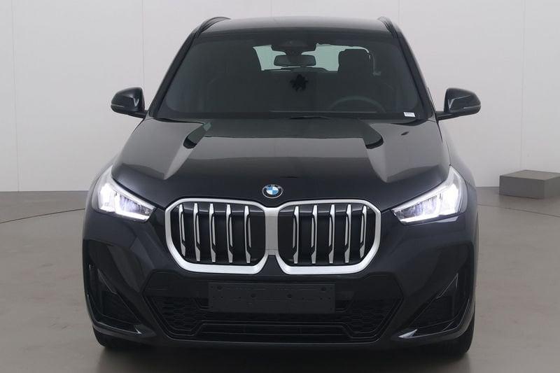 BMW X1 1.5ia sdrive18 136 AT, Auto's, BMW, Gebruikt, Zwart, 146 g/km, Bedrijf