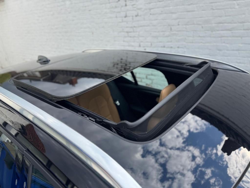 Volvo XC40 1.5 * PHEV * PANO * CAMERA * FULL HISTORIEK *, Cuir, Achat, Entreprise, Entretenue par le concessionnaire