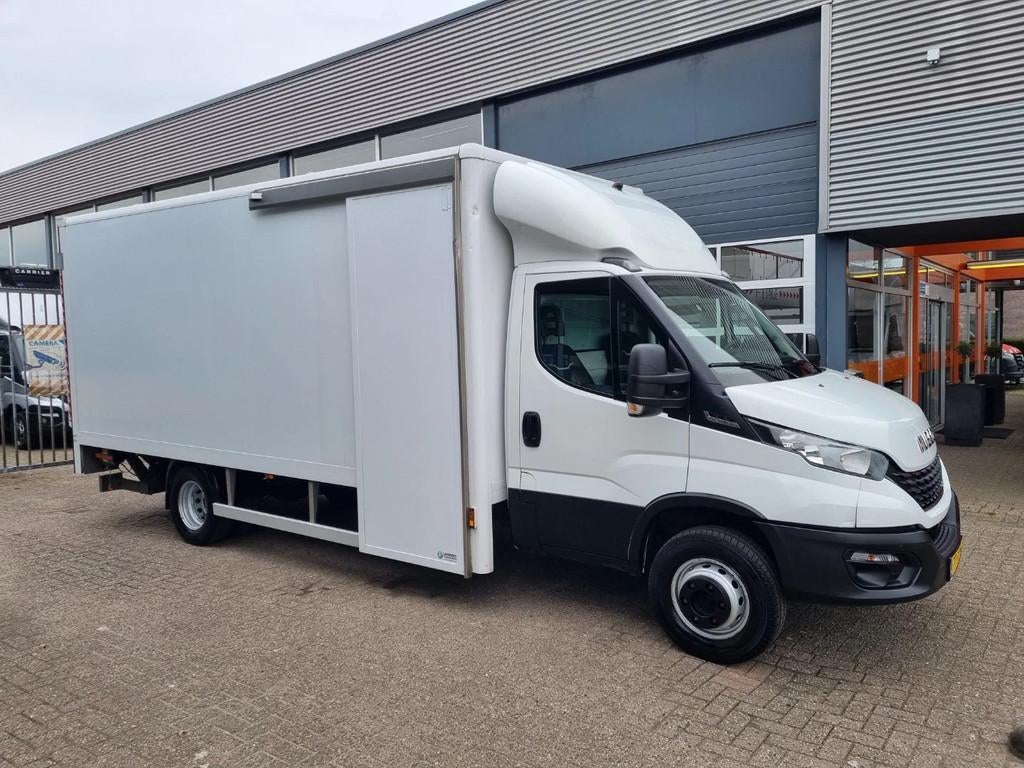 Iveco Daily 70C18 Koffer 7 TON LBW 1000 Kg Euro 6 (bj 2020), Auto's, Bestelwagens en Lichte vracht, Automaat, Achterwielaandrijving