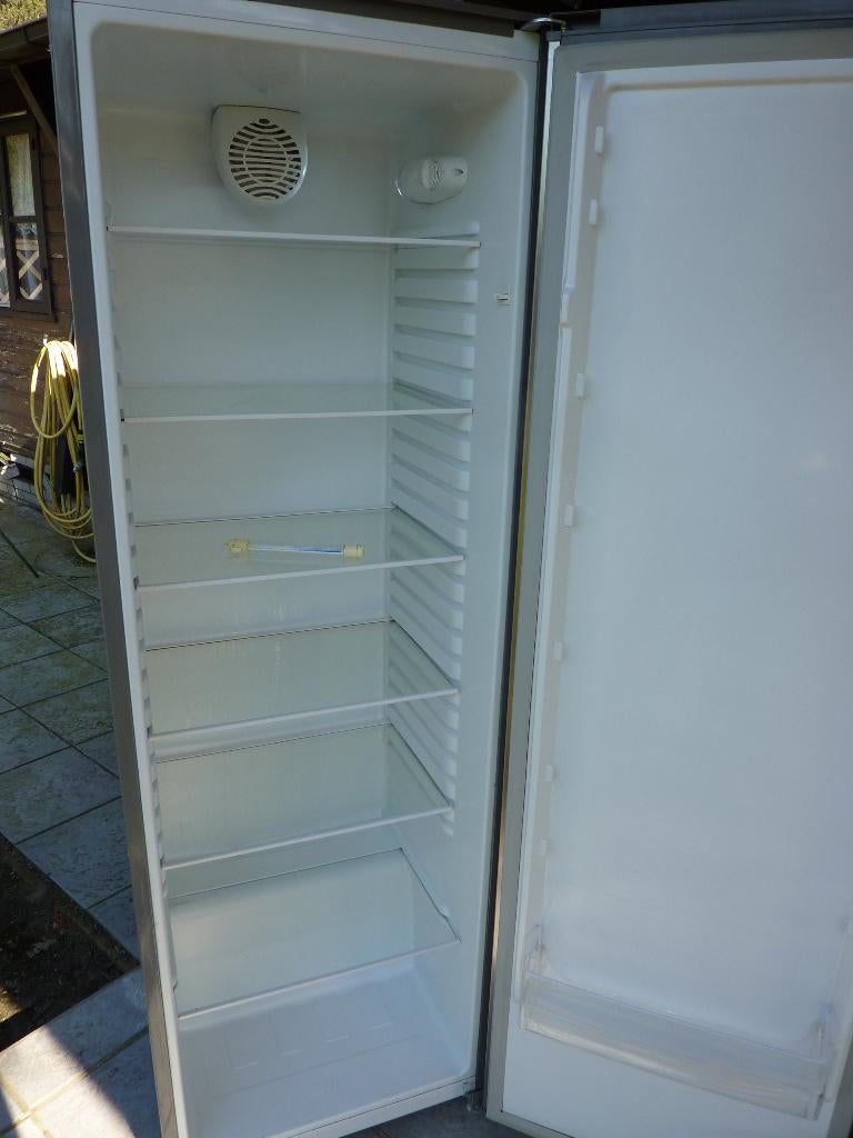 Vrijstaande koelkast Inventum , inhoud 300 liter, 160 cm ou plus, Sans bac à congélation, Enlèvement, Utilisé