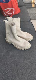 Cremekleurige Botjes maat 35, Enlèvement